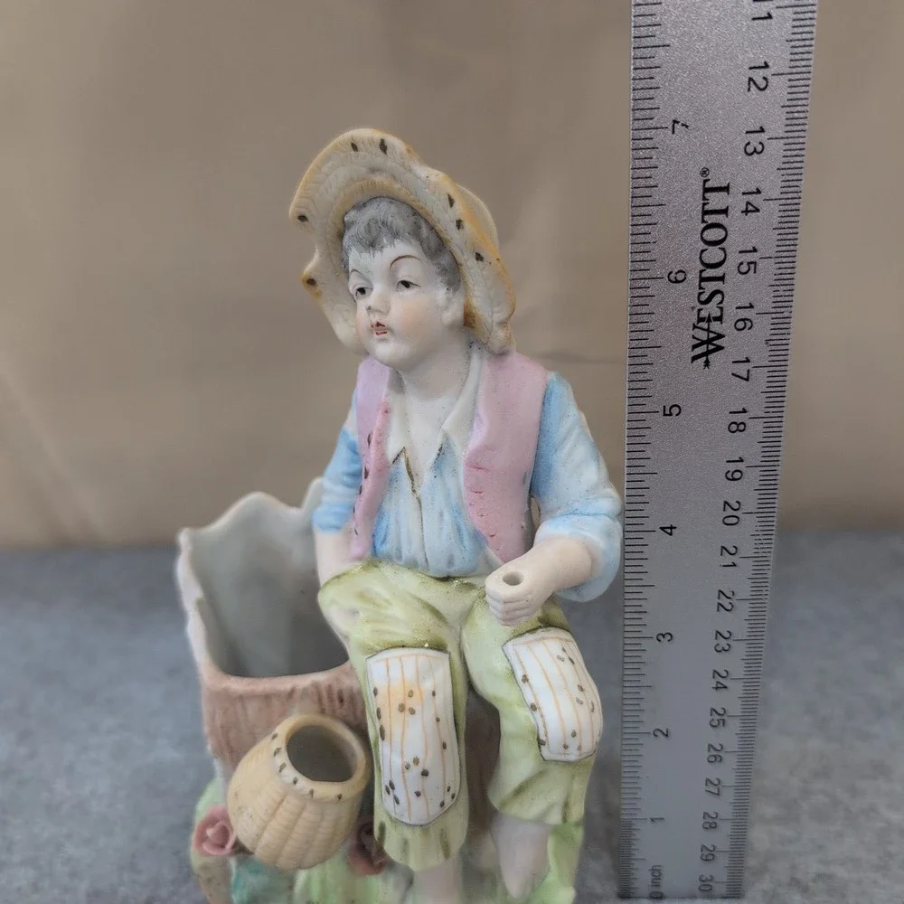 N/A charming vintage